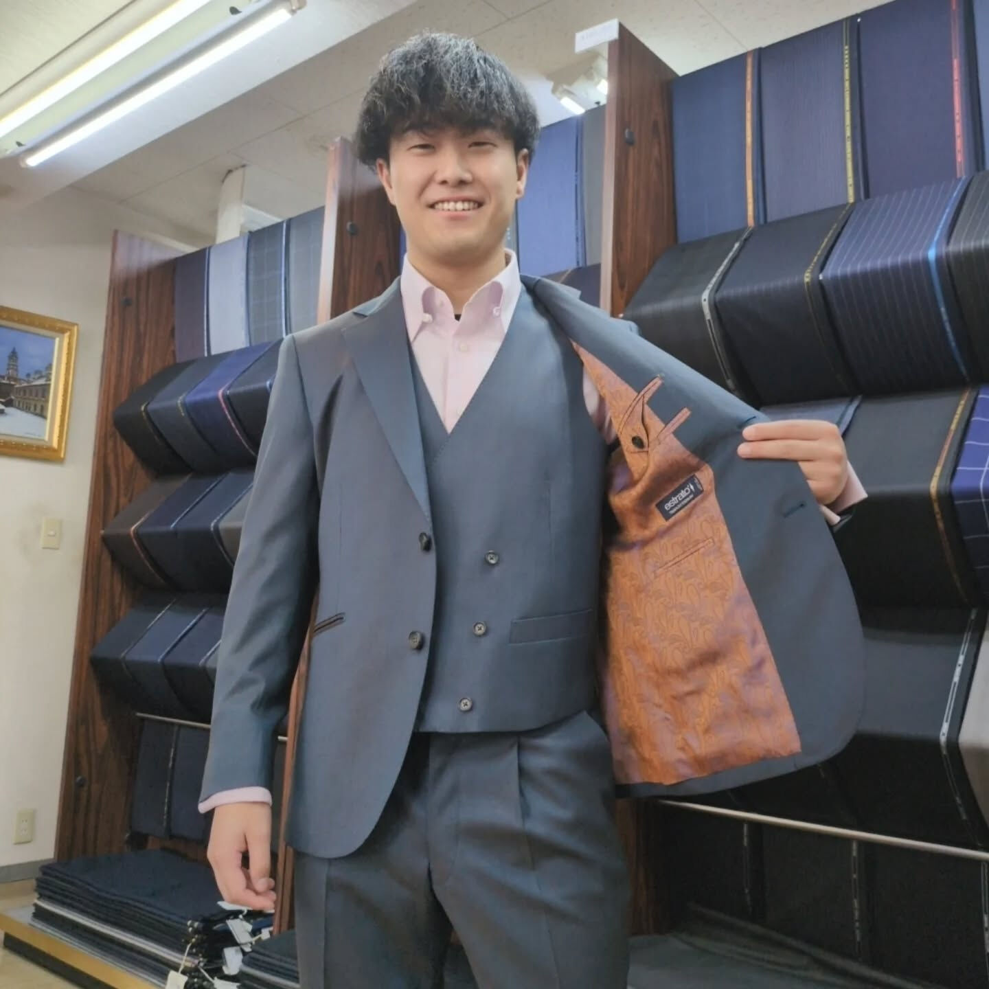 ✨M様 オーダースリーピーススーツのご紹介✨