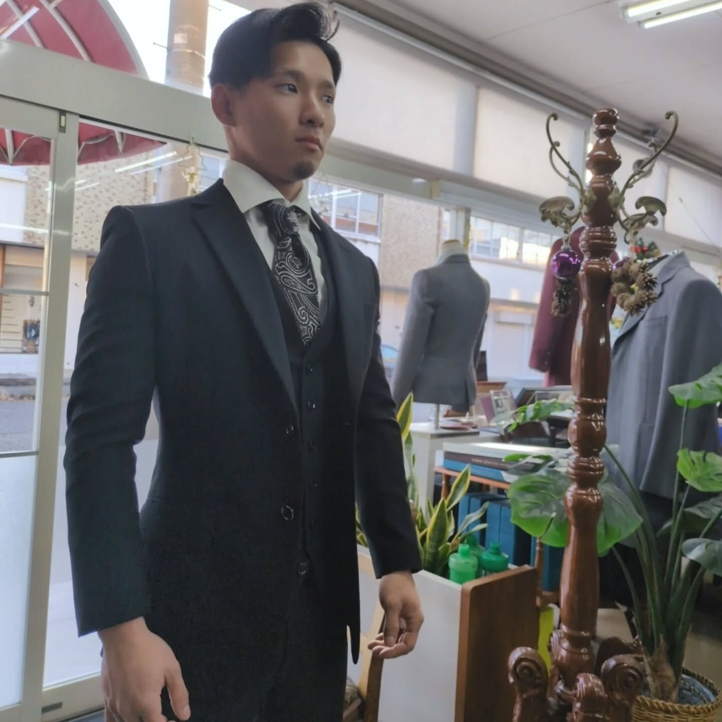 Y様 オーダースーツのご紹介✨